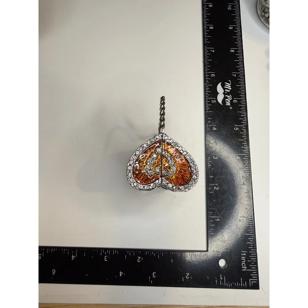 N/A miniature trinket